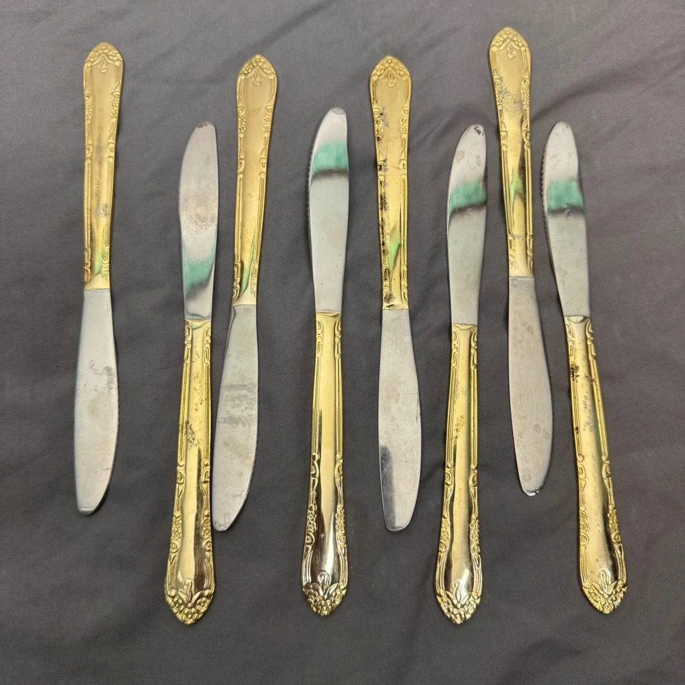 Unbranded Flatware Set 45pc Gold Tone Vintage 70s 80s Floral Stainless Service 8